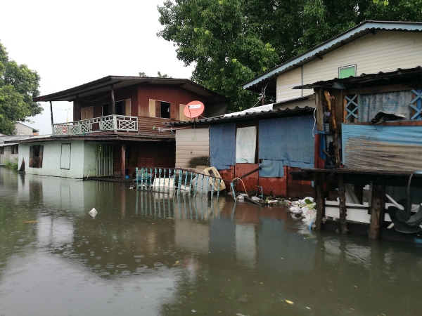 Flooded Chao Phraya